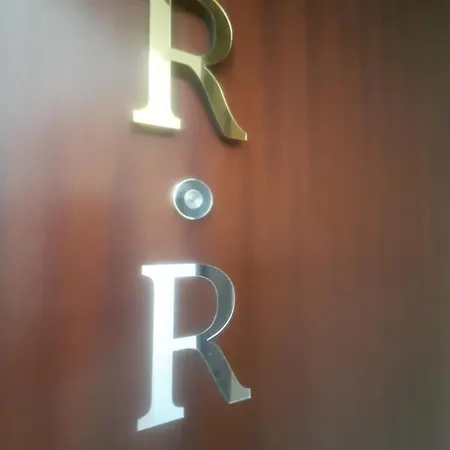 Rr Nicholas Apartament+ Wifi Apartment *