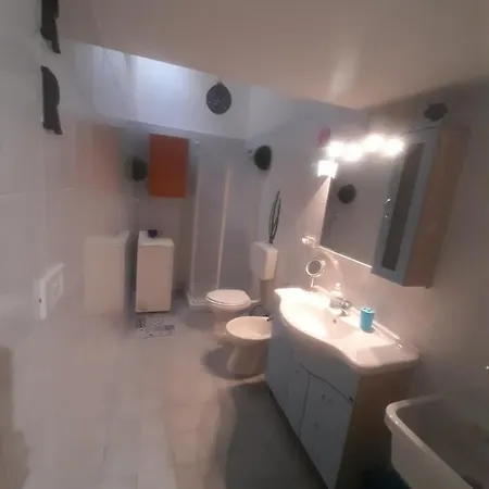 Rr Nicholas Apartament+ Wifi Apartment *